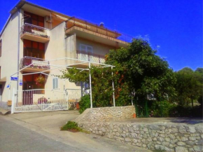  Siesta Apartments  Шибеник